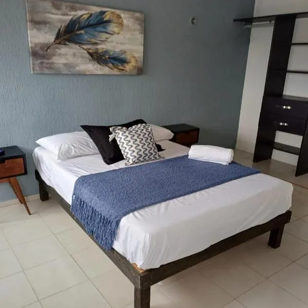 Casa Descanso Maya Con alberca privada, a 10 min del aeropuerto，位于梅里达的酒店