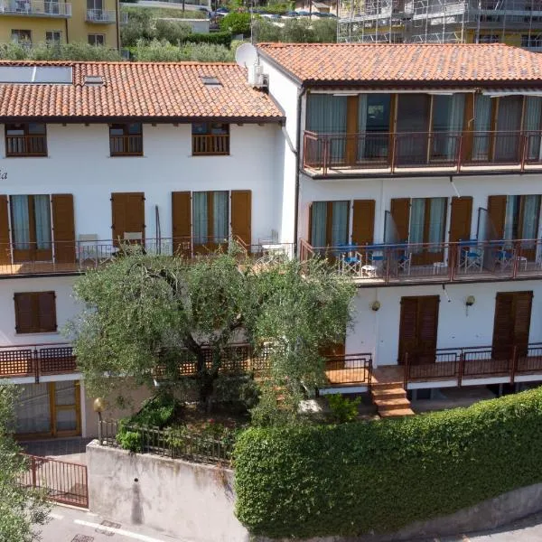 Villa Ersilia，位于利莫内-苏尔加达的酒店