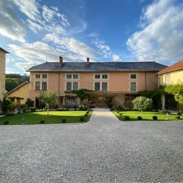 Domaine hotel de France，位于Cunfin的酒店
