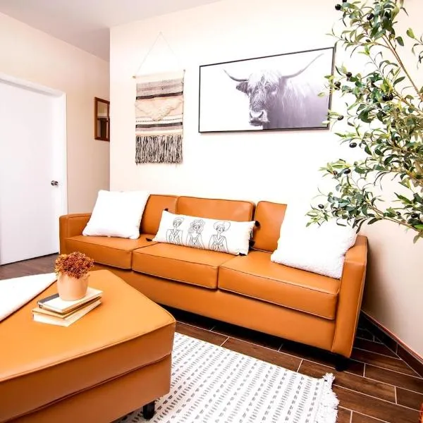 Life Hospitality，位于恩塞纳达港的酒店