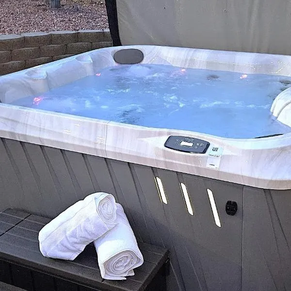 Hot Tub-Boat Parking-SUPs-Fire Pit-Ping Pong-WD-Coffee Bar，位于佩吉的酒店