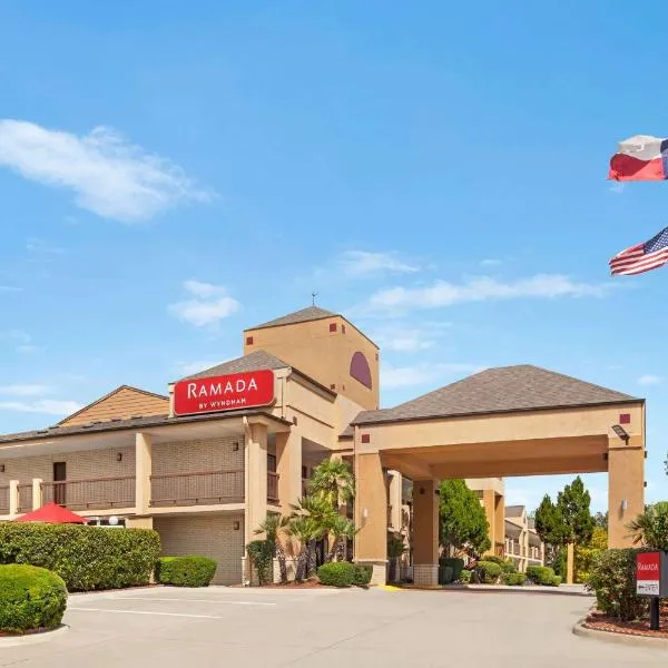 Ramada by Wyndham San Antonio Near SeaWorld - Lackland AFB，位于圣安东尼奥的酒店