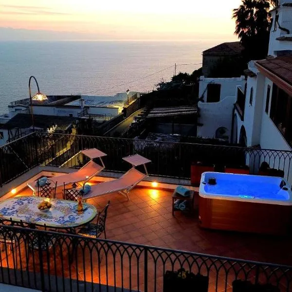 Amalfi House Marlidia，位于康加德马里尼的酒店