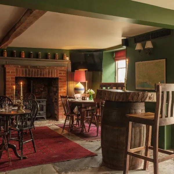 The Bell & Crown，位于Zeals的酒店