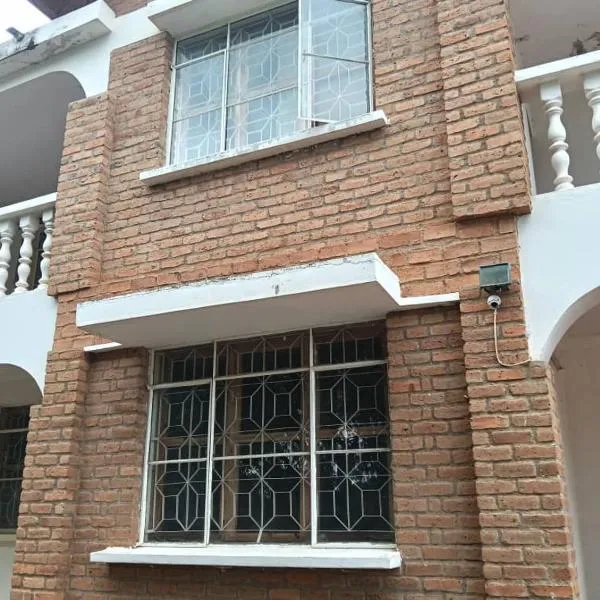 Kabila moja hostel,位于伊林加的酒店