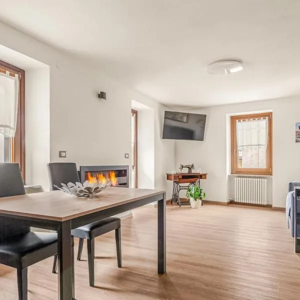 Celentino Apartment - close to the ski slopes PEIO，位于佩伊奥的酒店