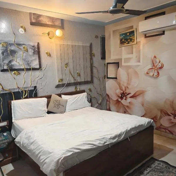 Govind Residency，位于大诺伊达的酒店