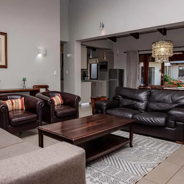 Cottage, Eco Estate, private and tranquil，位于Gatehouse的酒店