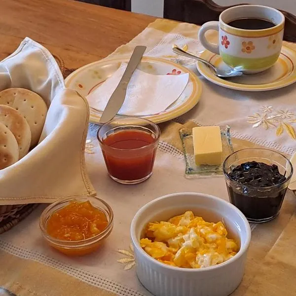 Desayuno, Cómodo, ideal para Familia y Trabajo,位于奥索尔诺的酒店
