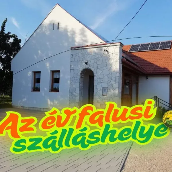 Zempléni Tündérkert vendégház，位于Füzérkomlós的酒店