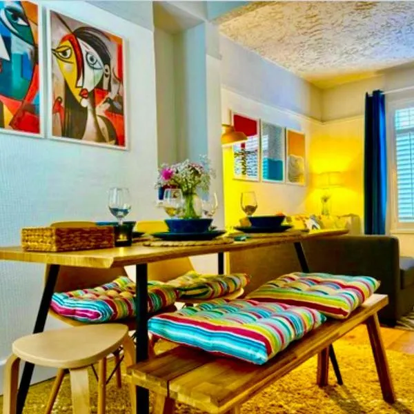 Bloom19 Traditional Belfast Entire House 10 mins from City Centre，位于贝尔法斯特的酒店
