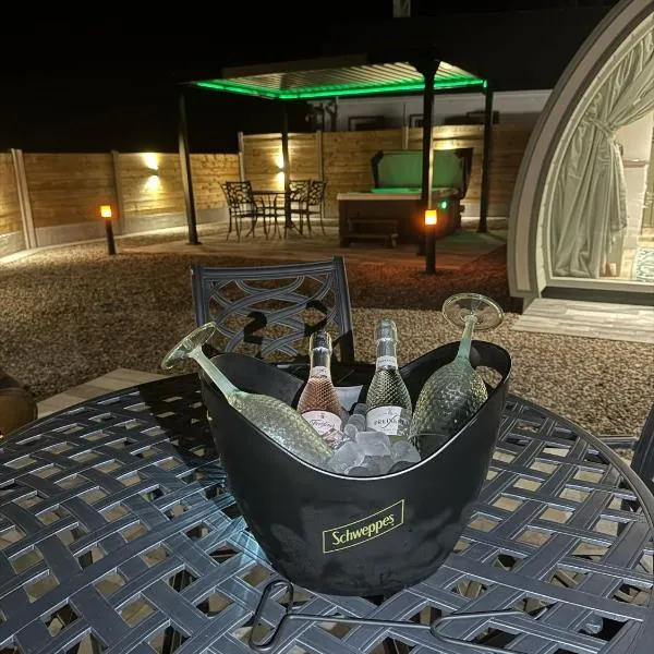 Killee Luxury pod and private hot tub，位于Coa的酒店