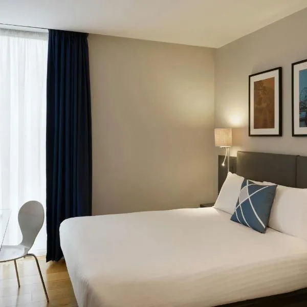 Four Points Flex by Sheraton Cardiff，位于卡迪夫的酒店