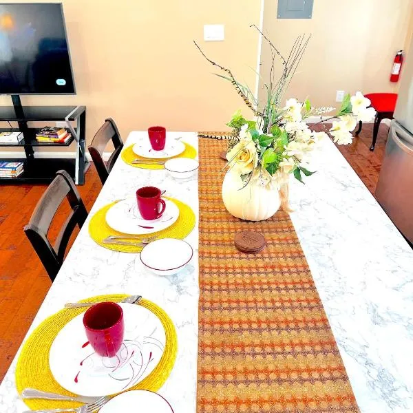 Delightful dwelling，位于布法罗的酒店