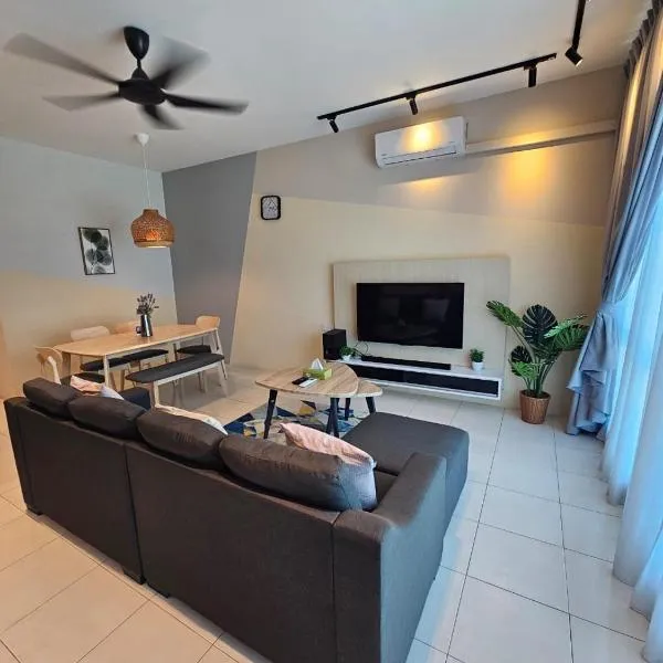 CozyHome - 3 bedroom Town House with unlimited free Wi-Fi，位于实兆远的酒店