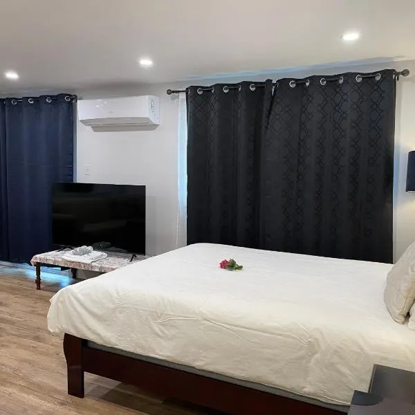 Quiet and Private Bachelor Unit，位于哈利法克斯的酒店