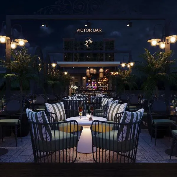 Le Petit Prince Lakeside Hotel & Rooftop Bar，位于河内的酒店