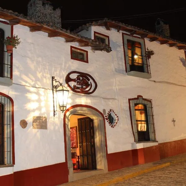 Hotel Casona de Manzano，位于Ferrería de Tula的酒店