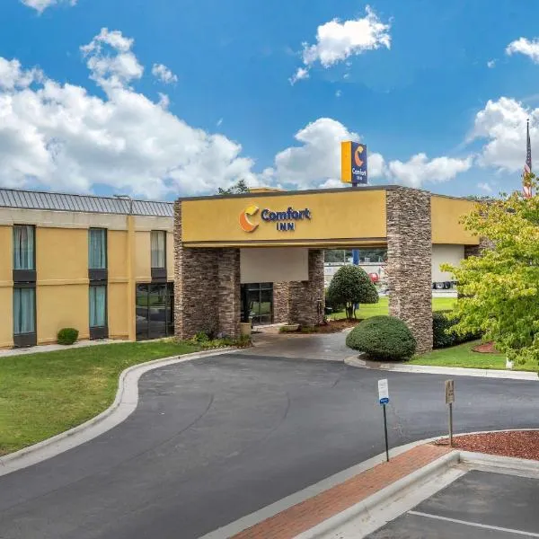 Comfort Inn Shelby，位于谢尔比的酒店