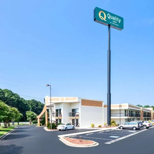 Quality Inn Selma - Smithfield，位于Selma的酒店