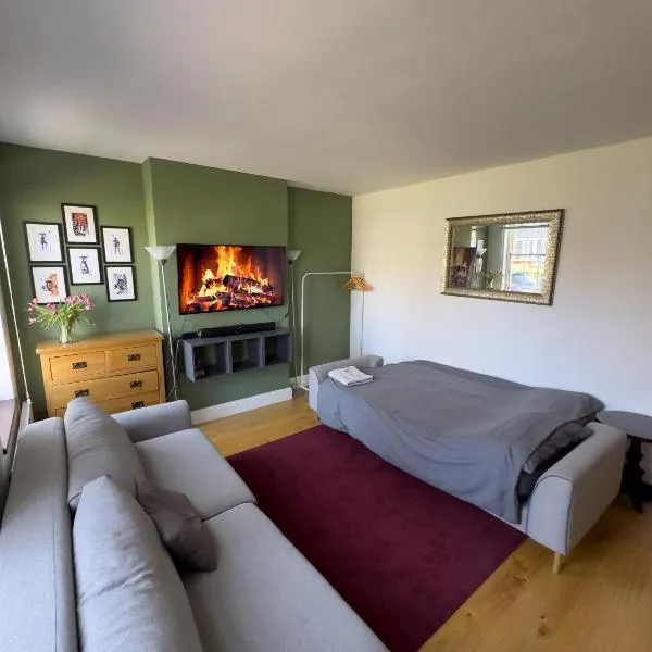 Colindale Lush Stay 30 mins central London，位于Colindale的酒店