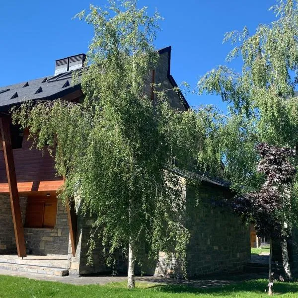 Chalet Anayet Lodge Luxury 5 Stars in Formigal，位于福米加尔的酒店