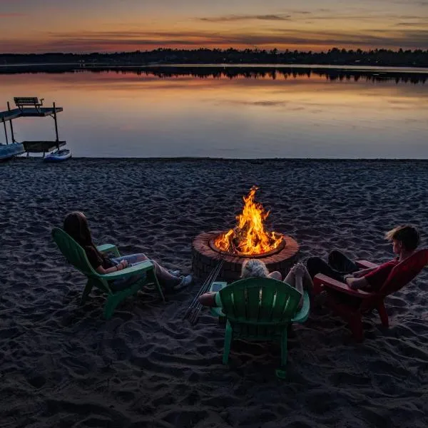 Spirit Lake Resort & Motel，位于Menahga的酒店