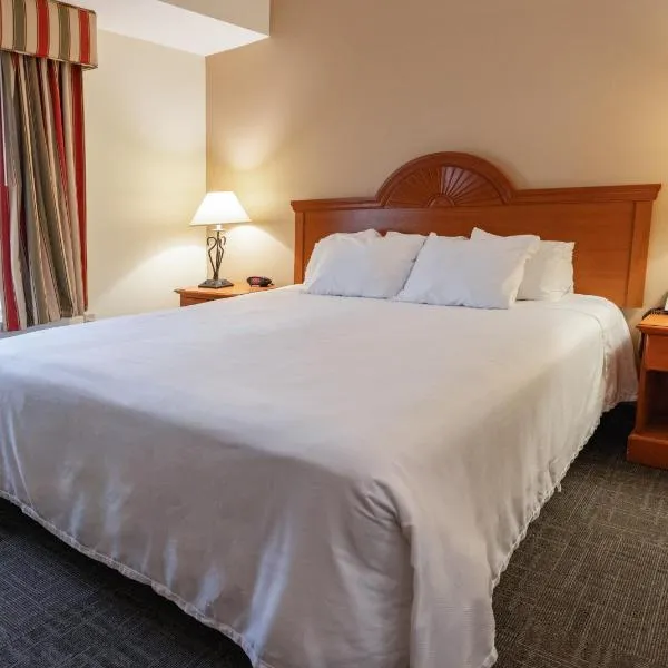 Akwesasne Mohawk Casino Resort and Players Inn Hotel,位于Hogansburg的酒店