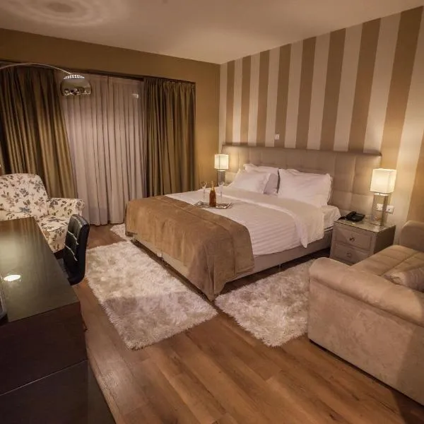 钻石城酒店，位于阿吉奥斯阿姆罗斯奥斯的酒店