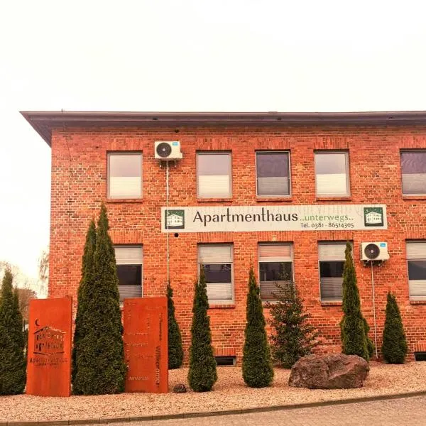 Unterwegs ins Apartmenthaus ehemalige Apartmenthaus Unterwegs，位于罗斯托克的酒店