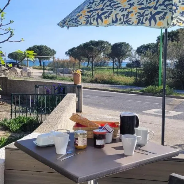 Mèze avec vue face à l'étang，位于迈兹的酒店