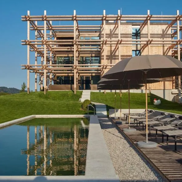 Hotel BERGEBLICK，位于巴特特尔茨的酒店