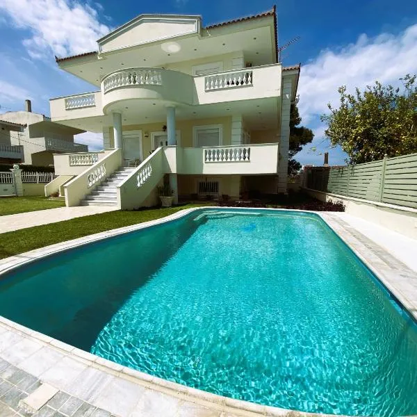 Seaside & Pool Apartments，位于Káto Ássos的酒店
