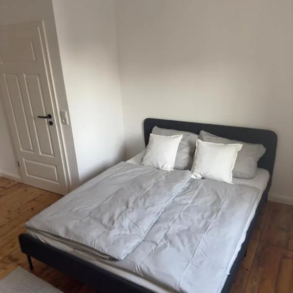 Zentrales Zimmer mit Altbaucharme，位于奥尔登堡的酒店