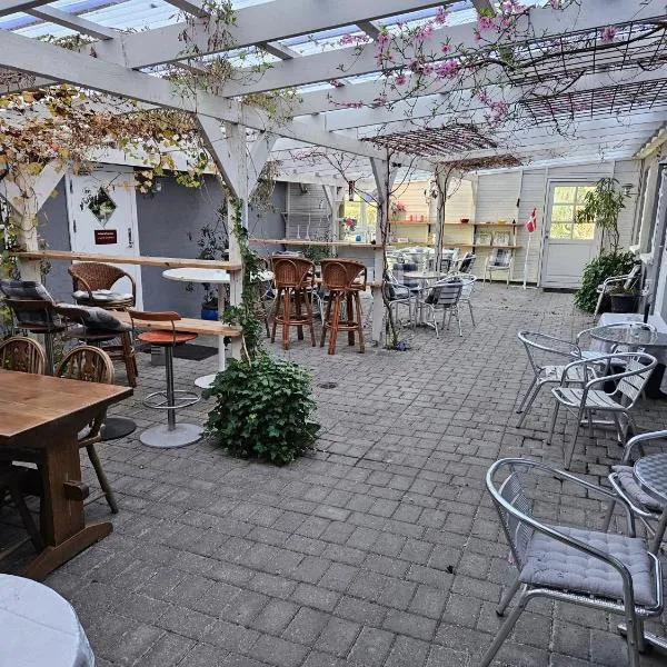 Hundstrup，位于Vester-Skerninge的酒店