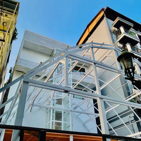 Old Town Sunday Stay Bangkok，位于曼谷的酒店