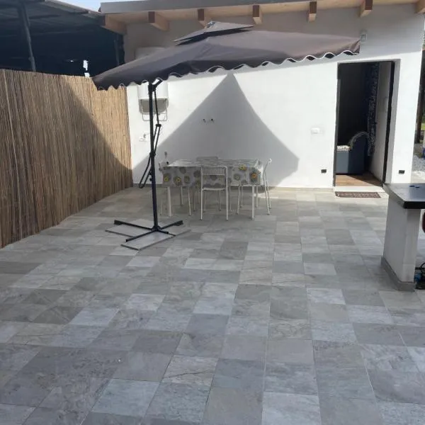 La Perla Marina，位于马里纳迪马萨的酒店