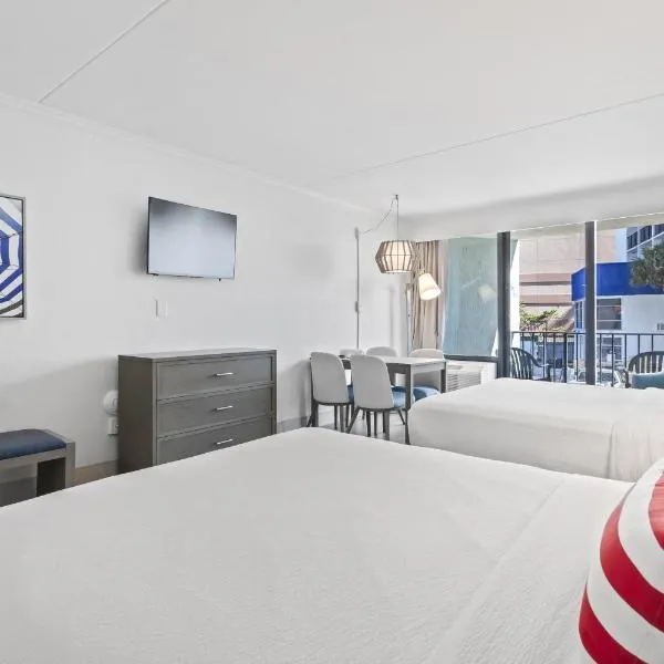 Ocean View Double Queen Suite! - Schooner at Compass Cove 243，位于默特尔比奇的酒店