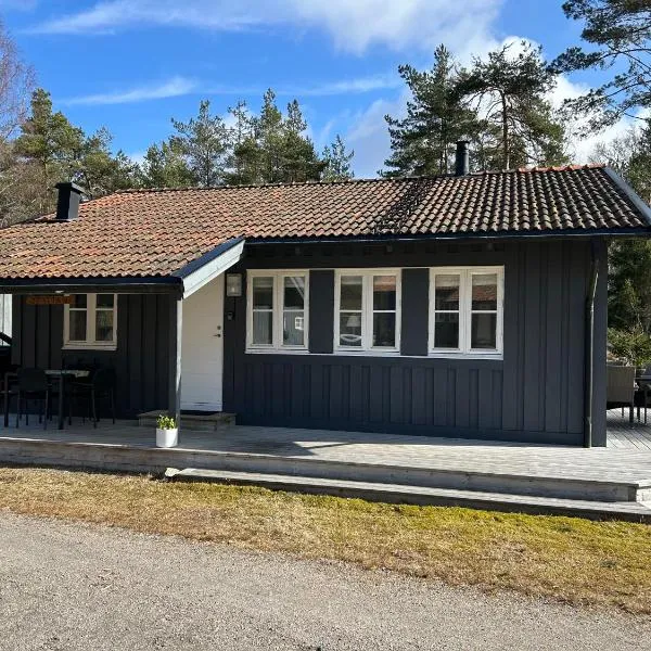 Stuga i Hällestrand, Strömstad，位于斯特伦斯塔德的酒店