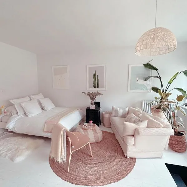 Cozy Coach House，位于基奇纳的酒店