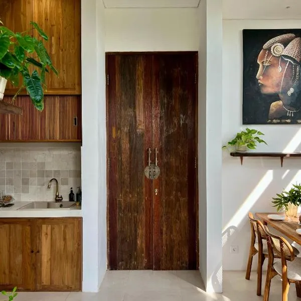 Cozy 2BR Private Pool Villa in Jimbaran Near Beach Shopping Mall and Uluwatu，位于金巴兰的酒店