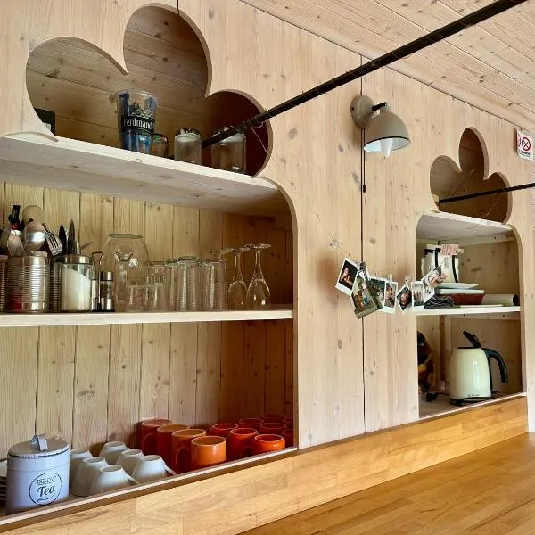 Glamping - stylová maringotka v srdci Ladova kraje, poblíž hlavního města Prahy，位于Stříbrná Skalice的酒店