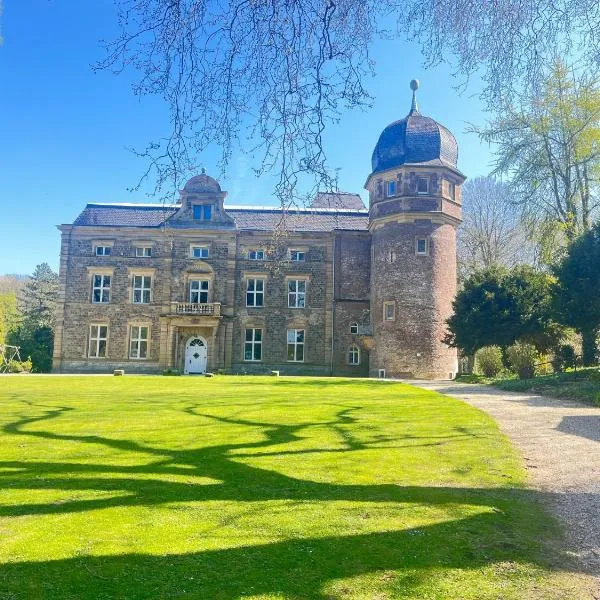 Schloss Rimburg - Jagdschlösschen am Schlossweiher 7，位于Übach-Palenberg的酒店