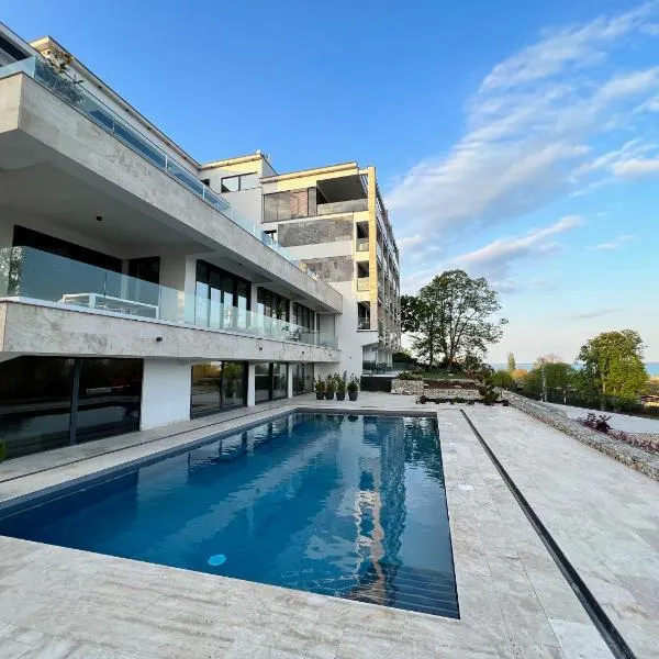 Sailor's Panorama Apartment，位于下厄尔什的酒店