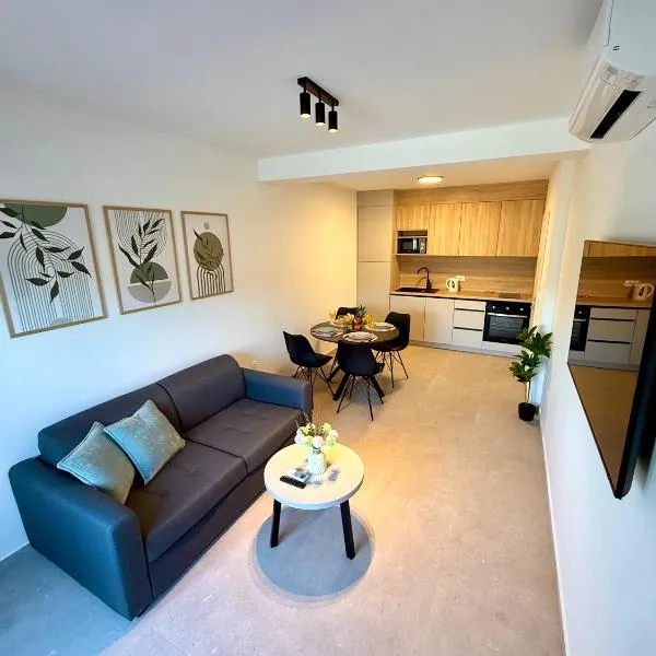 Cloud9 Apartments & Rooms，位于Močići的酒店