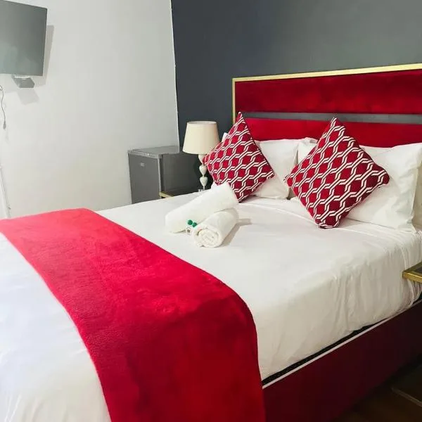 Amanzi Lodge，位于Greytown的酒店