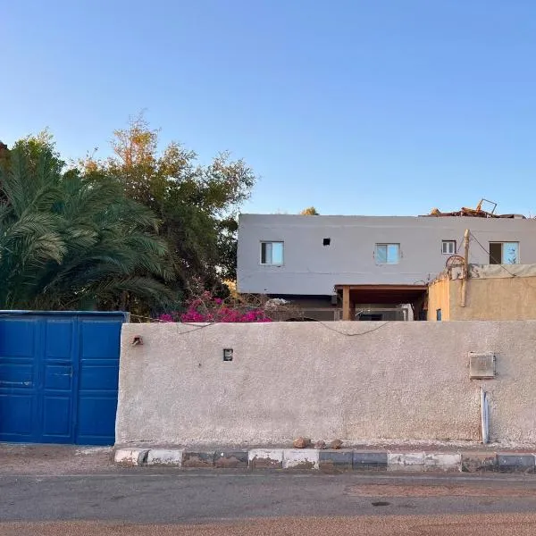 Manzzel Dahab Hostel，位于达哈布的酒店
