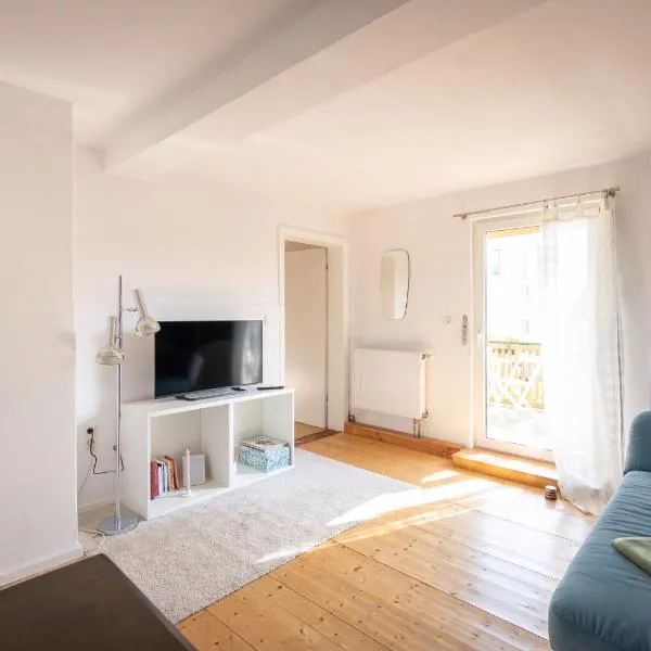 Charmante 2 Zimmer plus Bad und Balkon ohne Küche，位于Niestetal的酒店