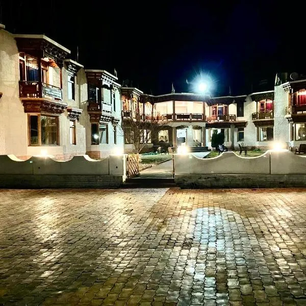 Mandalchan hotel，位于列城的酒店