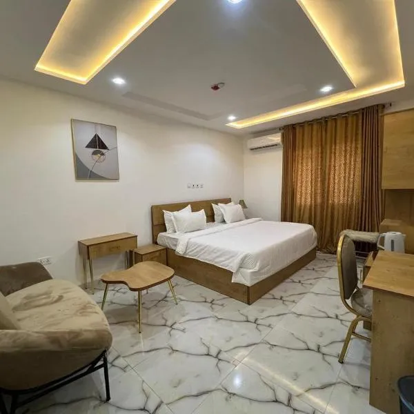 Grand Lynks Homes and Apartments，位于Gwarinpa的酒店